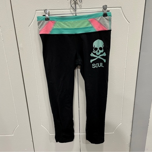 lululemon athletica Pants - Lululemon SoulCycle Skull Run Inspire II Crop